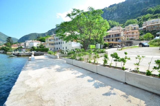 Nikola Lux Apartments Muo Buitenkant foto