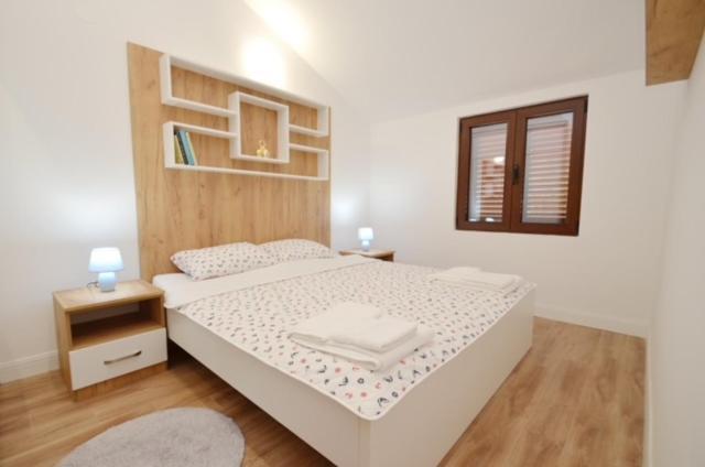 Nikola Lux Apartments Muo Buitenkant foto
